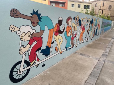 Banyoles estrena nou mural dedicat a la mobilitat sostenible
