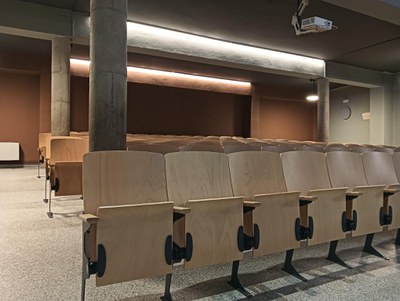 Banyoles finalitza les obres de la sala d’actes de l’Escola La Vila