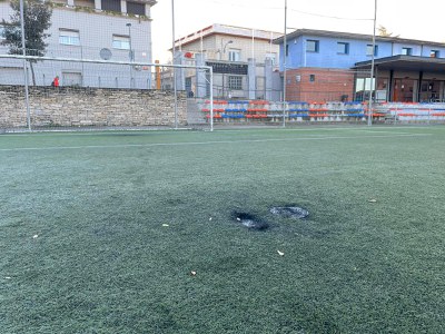 Banyoles inicia el canvi de gespa del “Camp Vell”