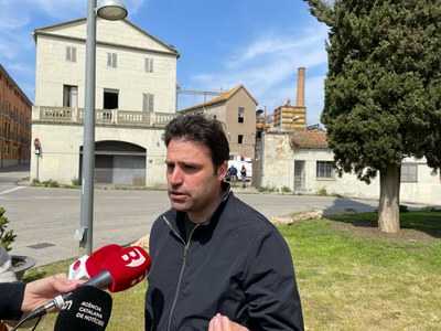 Desallotgen les persones que ocupaven els edificis de La Cooperativa de Banyoles