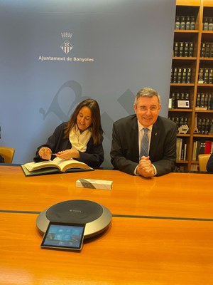 La consellera d’Educació visita l’Ajuntament de Banyoles i la comunitat educativa de la ciutat